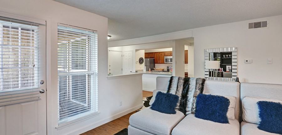 4826 Ledgemont Ln #2992 - Photo 4 of 42