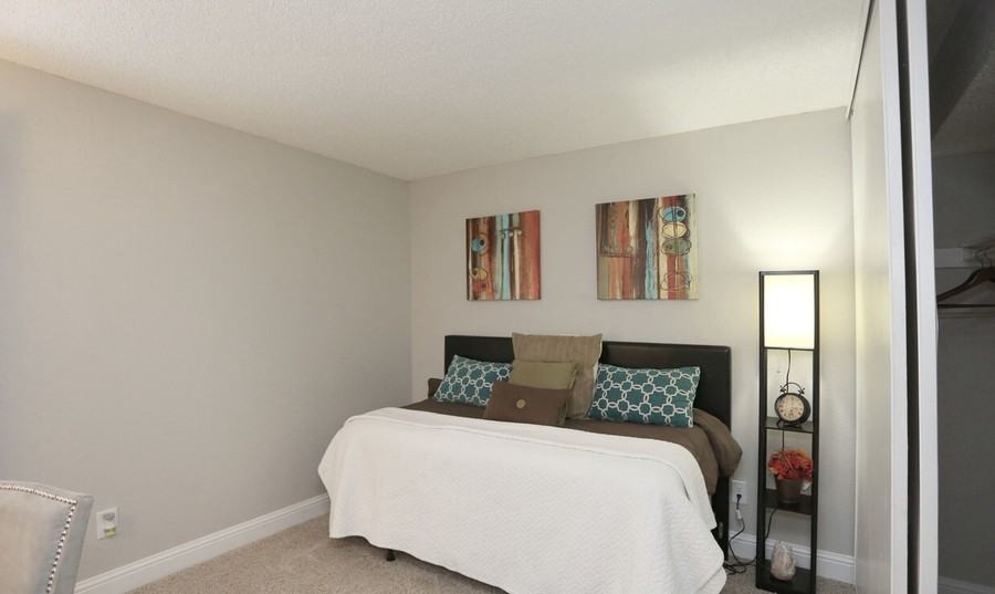 4506 Sojourn Dr #4670 - Photo 6 of 37