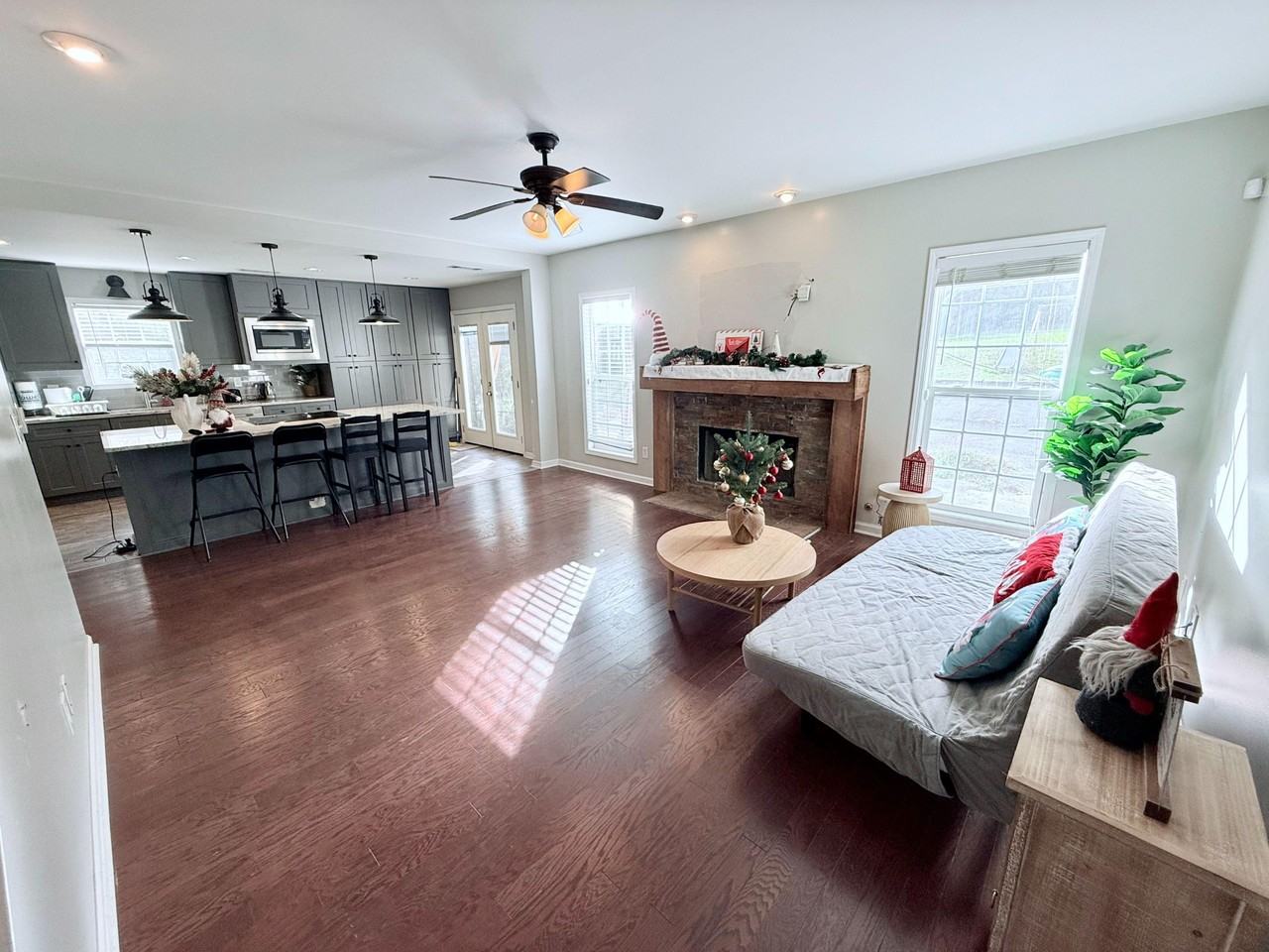 Sycamore Rd - Photo 2 of 10