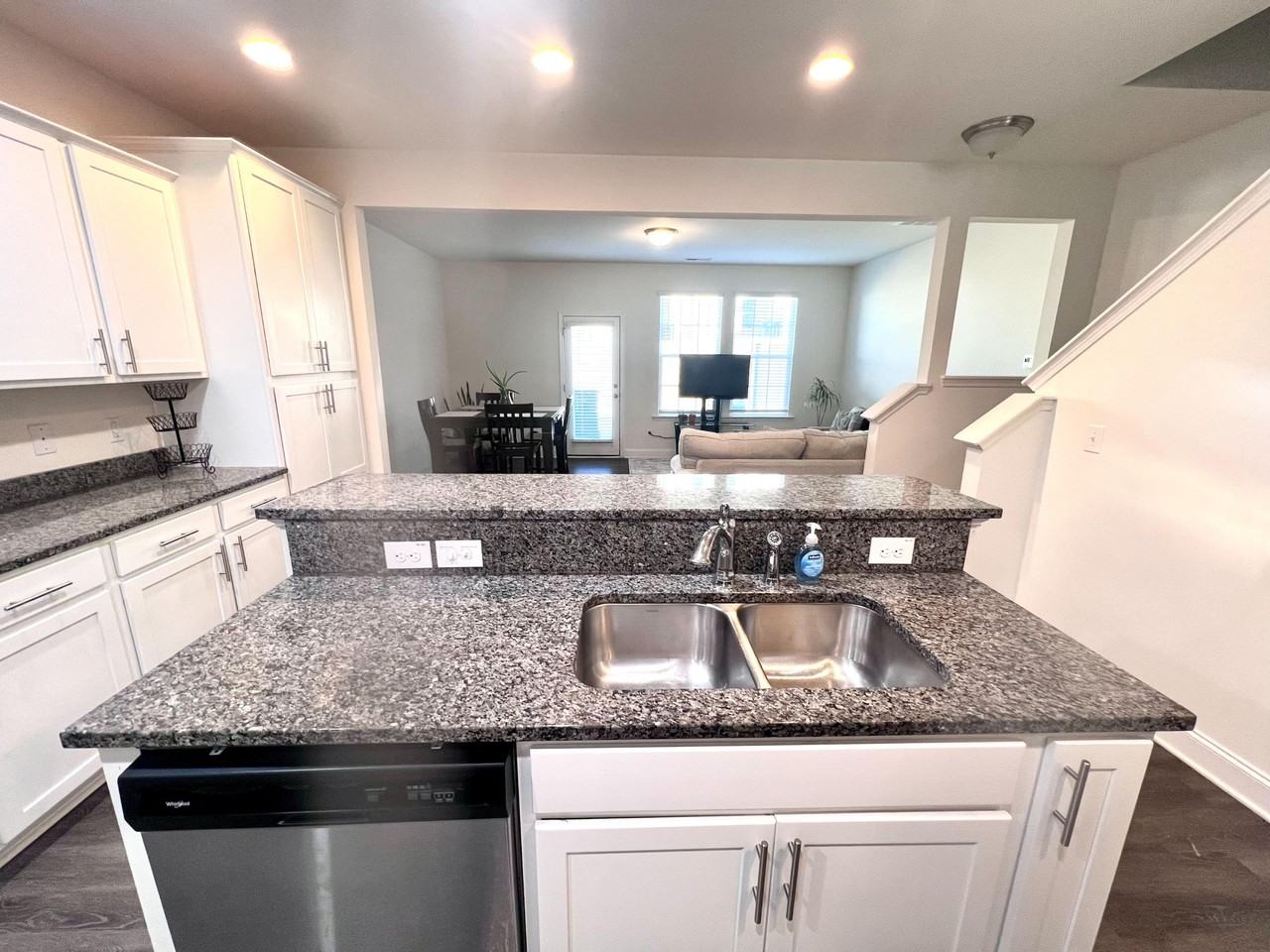 Wethergate Dr - Photo 3 of 9