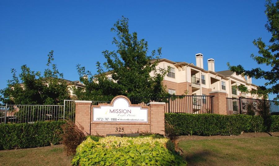 331 S Jupiter Rd #815 - Photo 4 of 50