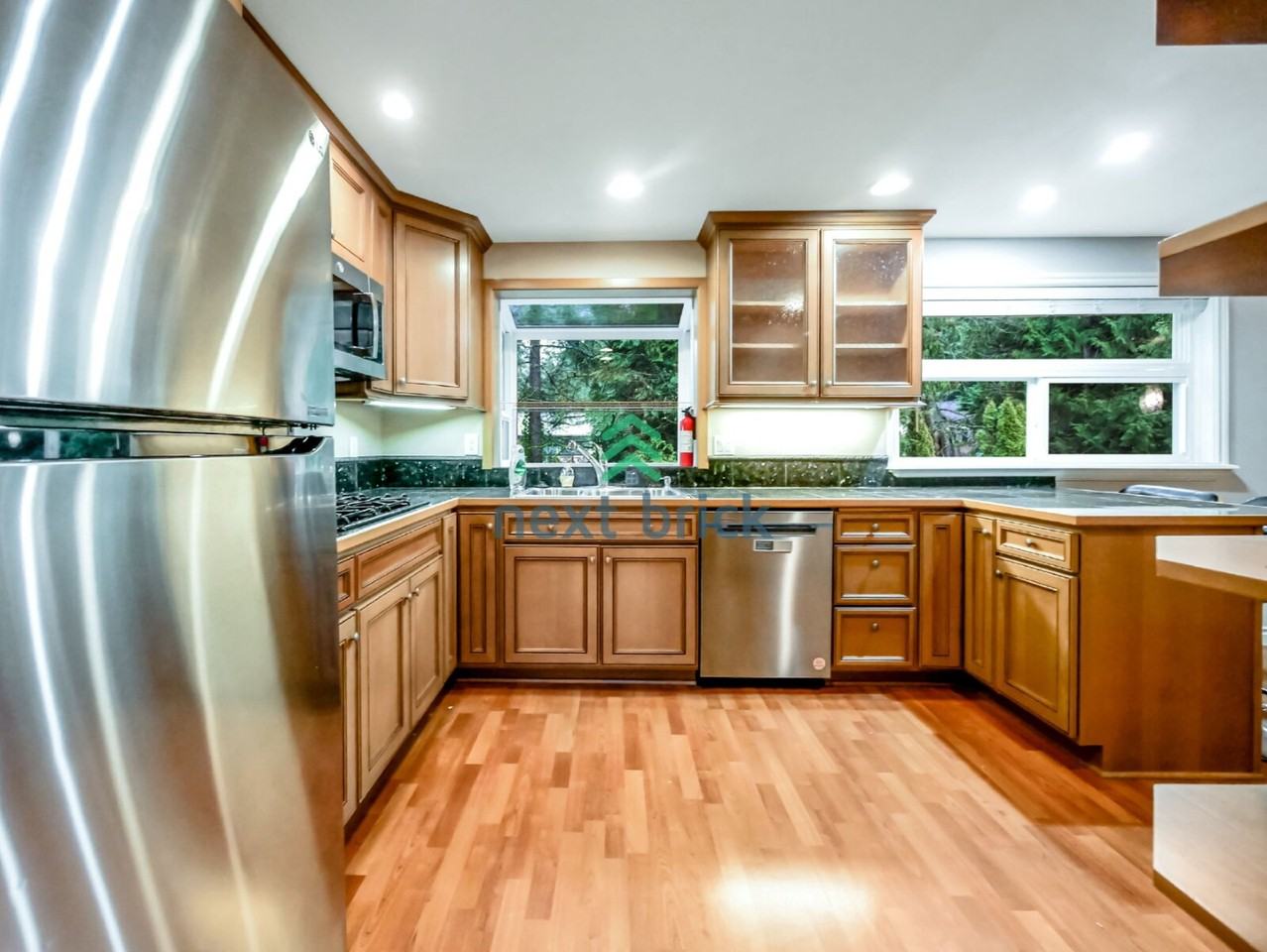 7506 143rd Ave Ne - Photo 7 of 23