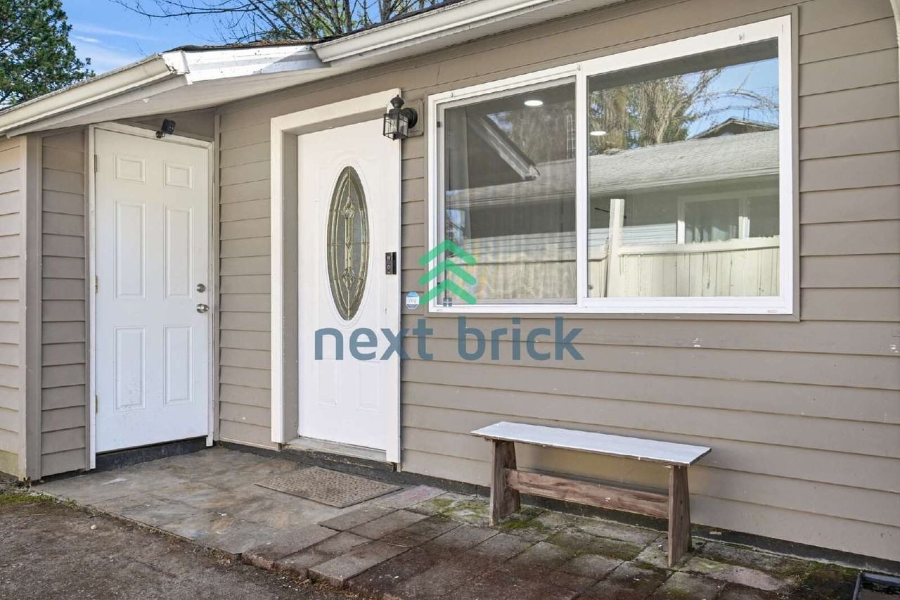 12119 Se 319th Pl - Photo 2 of 24