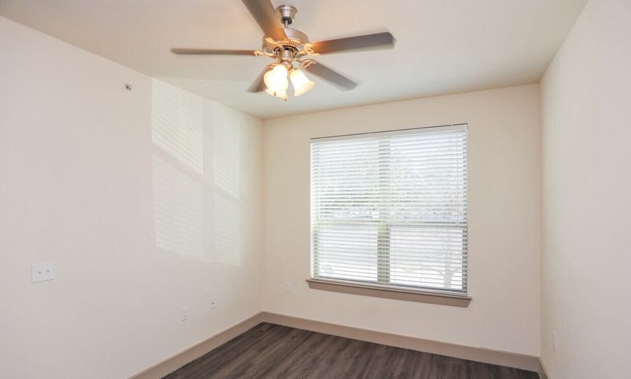 410 Mary St #4375 - Photo 2 of 50