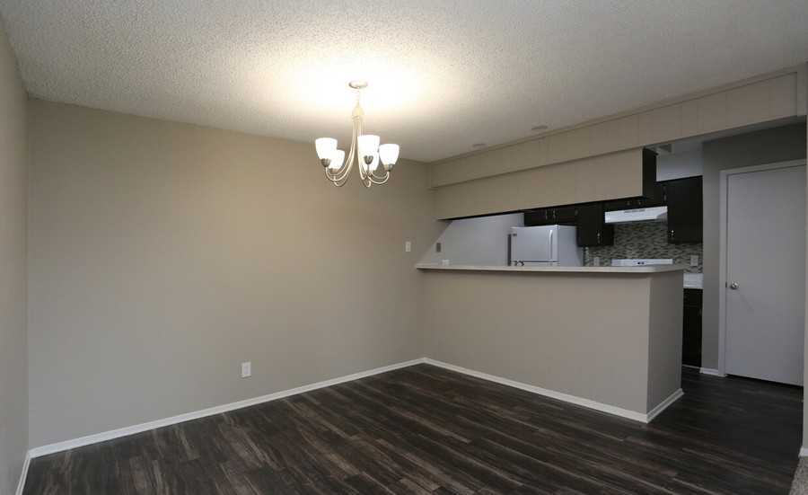 2818 Lynnwood Dr #4596 - Photo 3 of 18