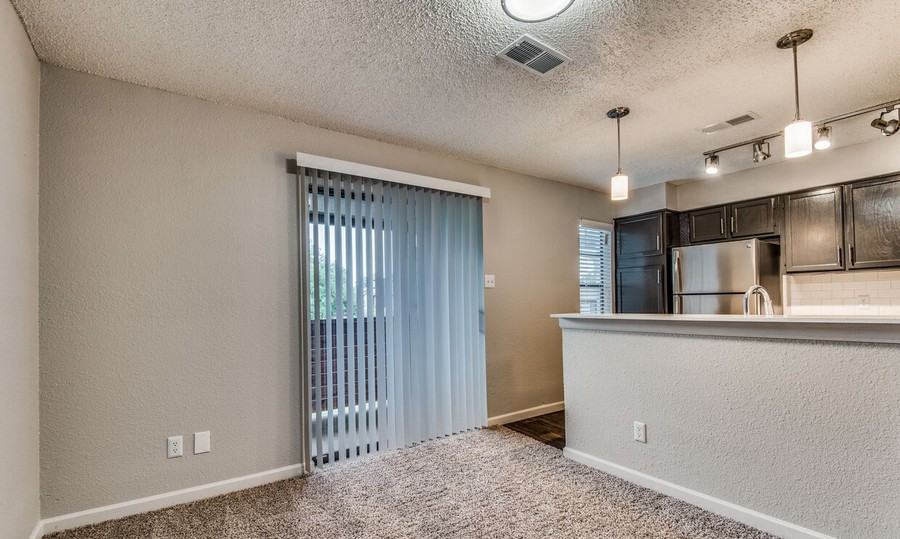 1608 Oak Creek Ln #4585 - Photo 5 of 27