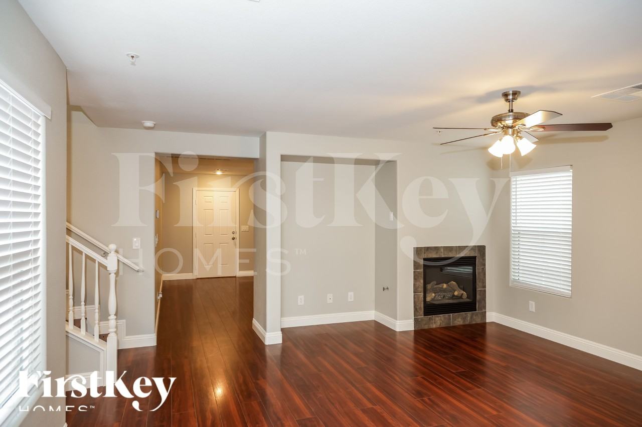 152 Calm Morning Ave - Photo 6 of 18