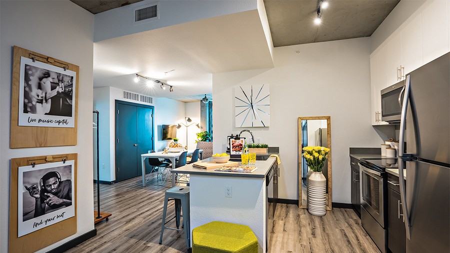 1915 Rio Grande St #1154 - Photo 3 of 50