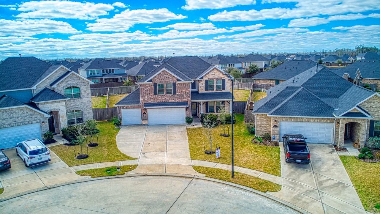 8106 Royal Palm Ct - Photo 4 of 50