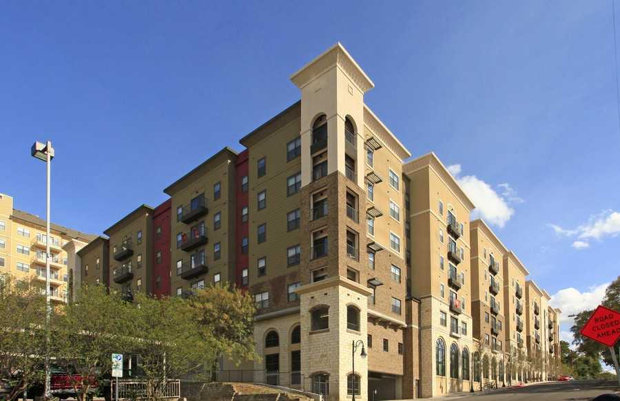 2511 Longview St #225 - Photo 7 of 42