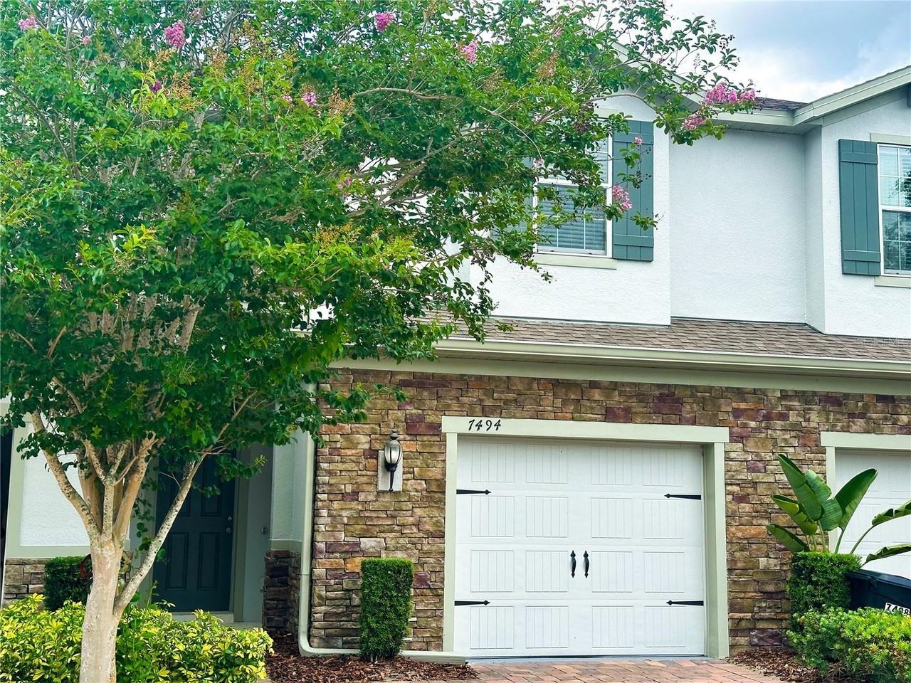 7494 Aloma Pines Ct - Photo 2 of 21