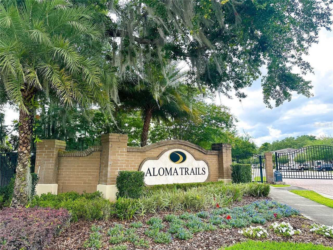 7494 Aloma Pines Ct - Photo 3 of 21