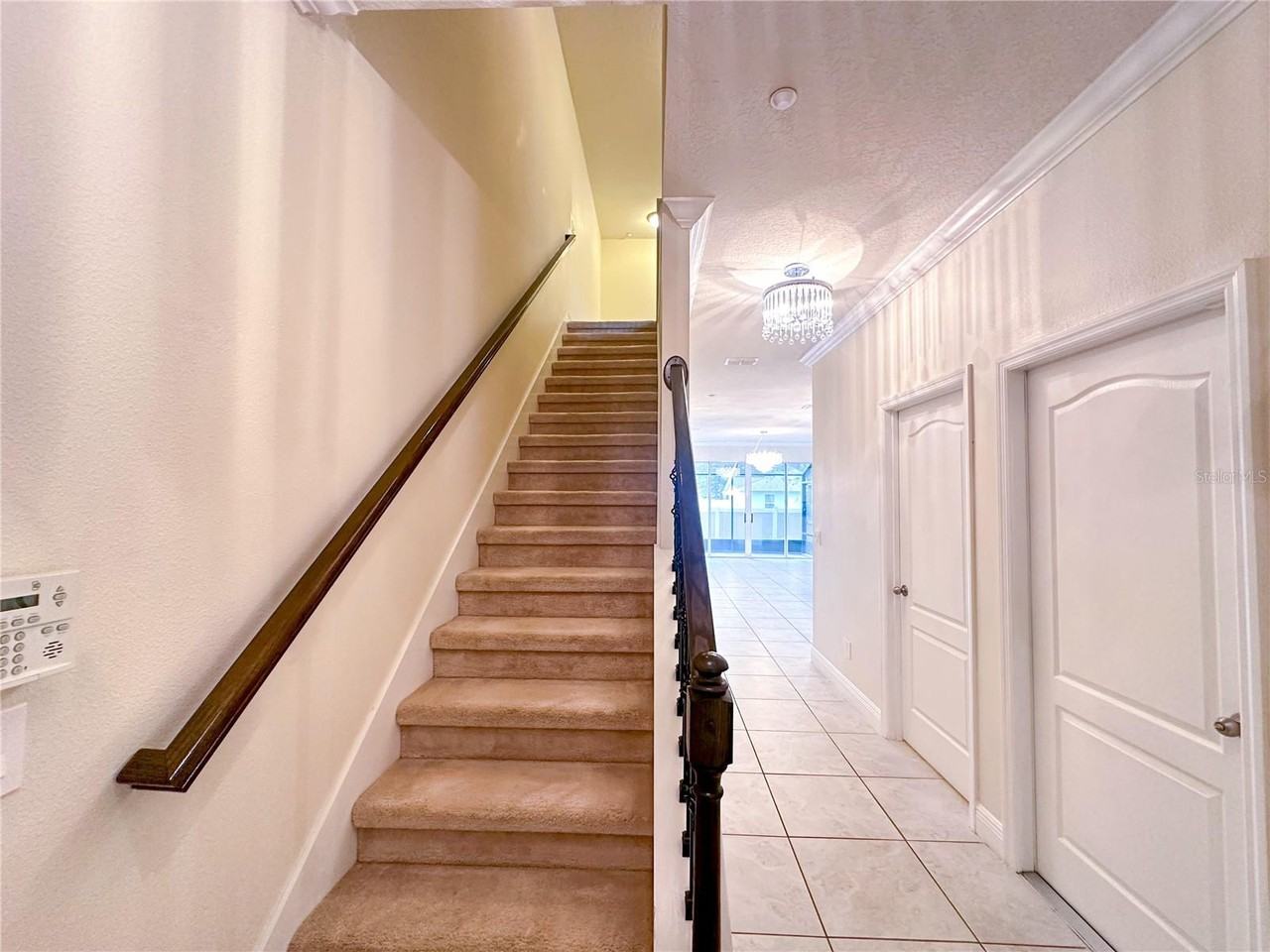 7494 Aloma Pines Ct - Photo 5 of 21