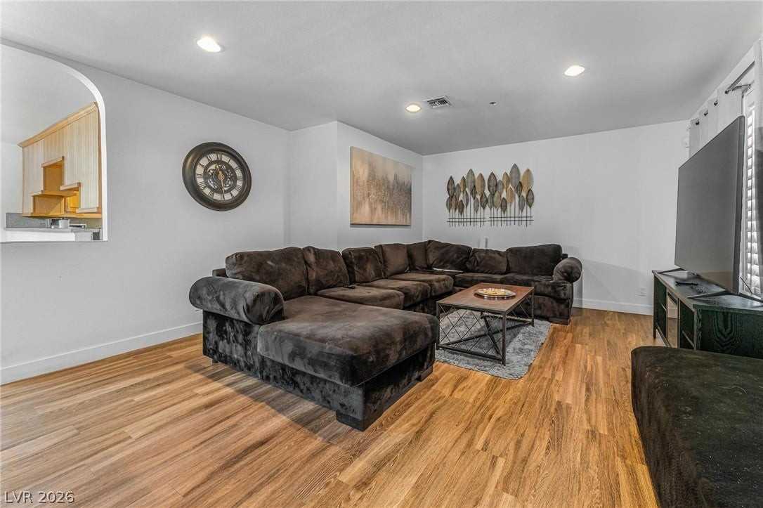 1963 Casa Vista Dr - Photo 3 of 35