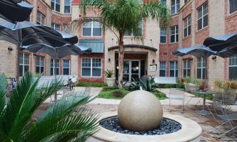 featured image of 720 W 22nd St #1825