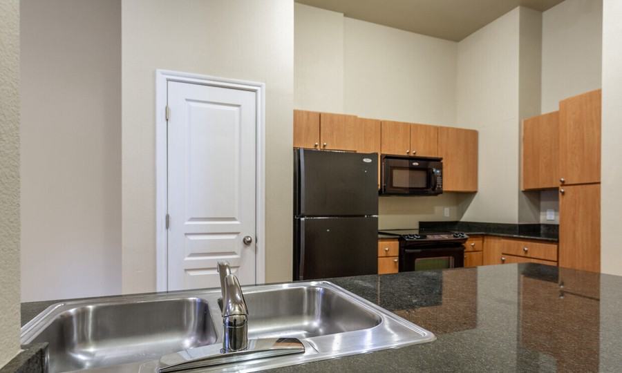 720 W 22nd St #1825 - Photo 6 of 26