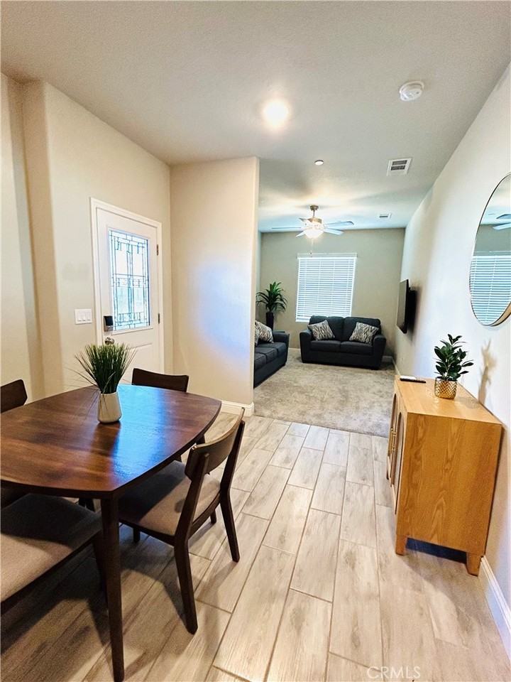 6140 E Laurel Ave - Photo 7 of 8