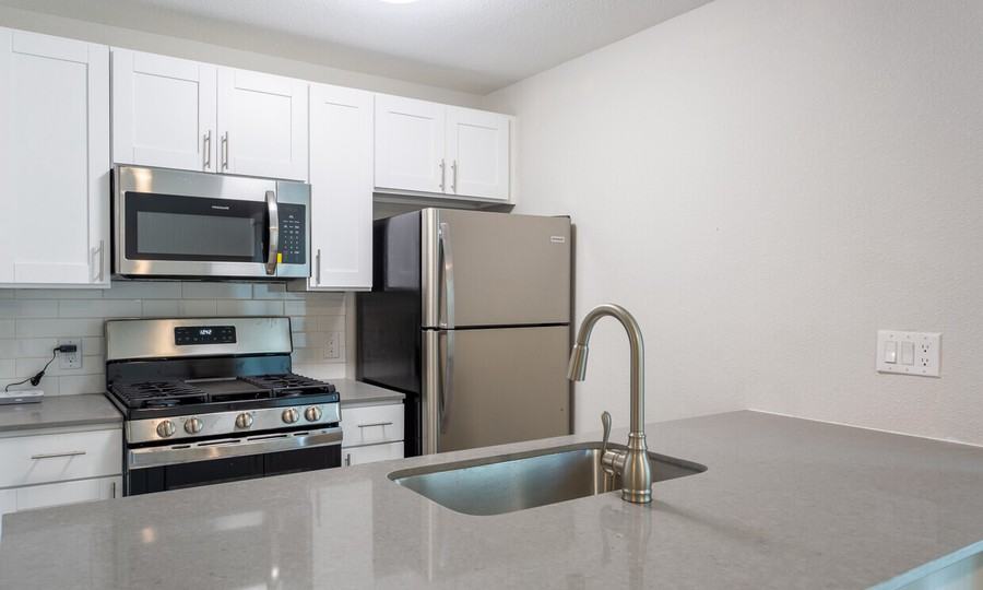 5011 Manor Rd #1742 - Photo 4 of 31