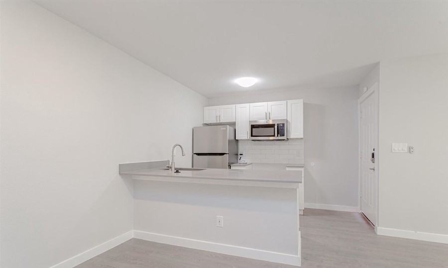 1720 Patton Ln #515 - Photo 7 of 34