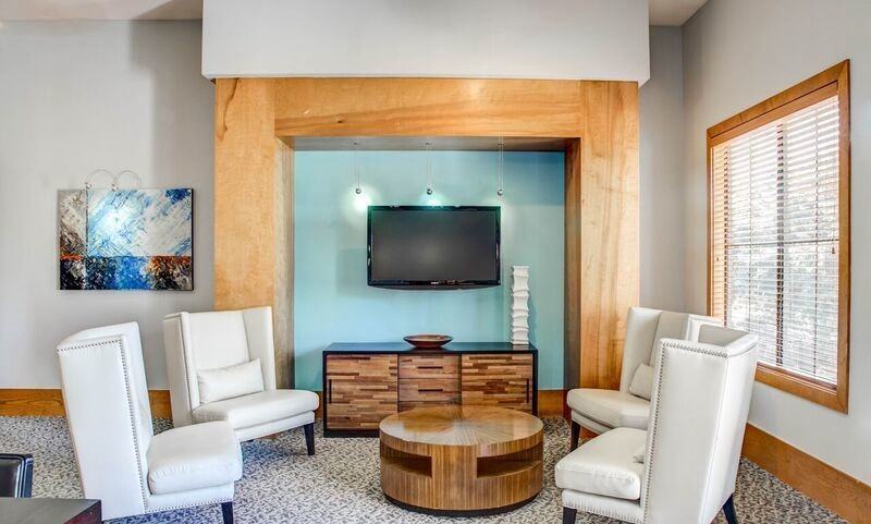 7607 Rialto Blvd #545