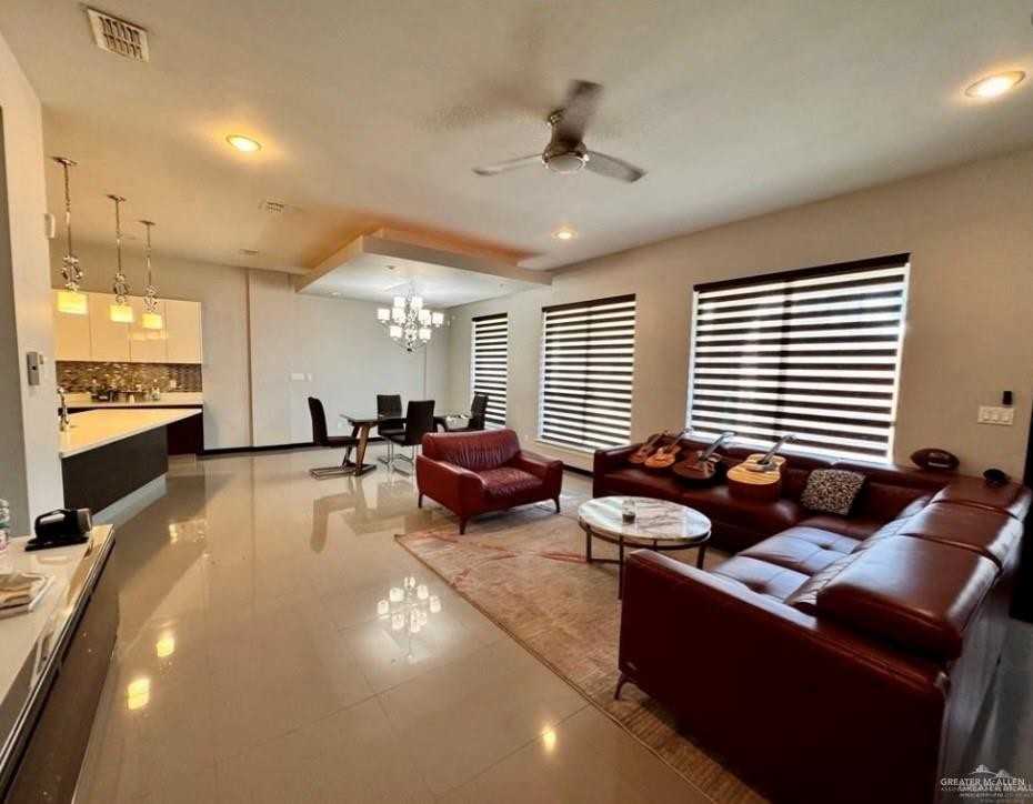 1316 E Balboa Ave - Photo 4 of 23