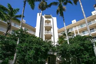 3600 Oaks Clubhouse Dr - Photo 1 of 1