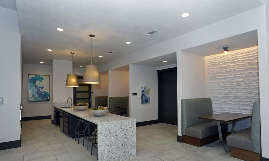 10551 N Interstate 35 #1009 - Photo 5 of 41