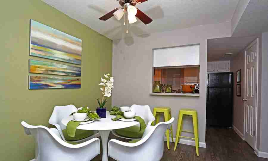 1809 E Anderson Ln #1774