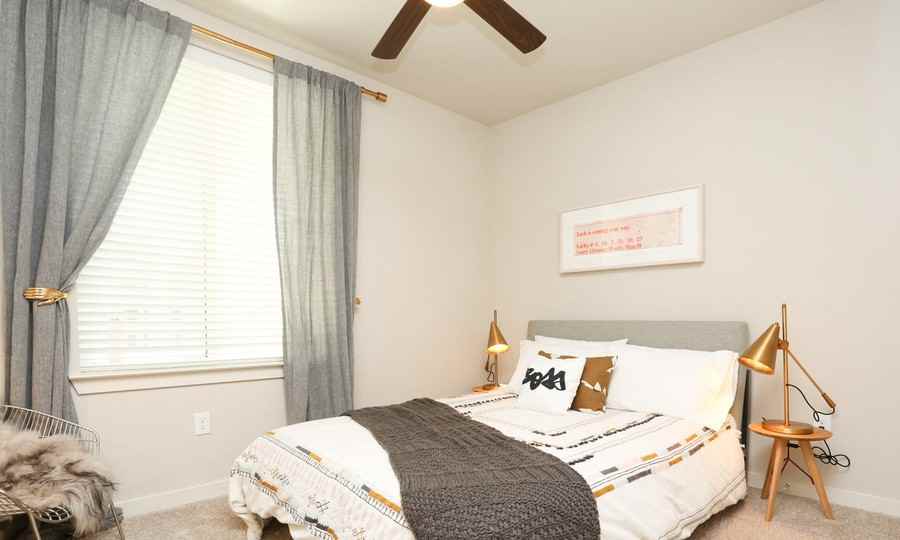 615 Clayton Ln #1371 - Photo 6 of 50