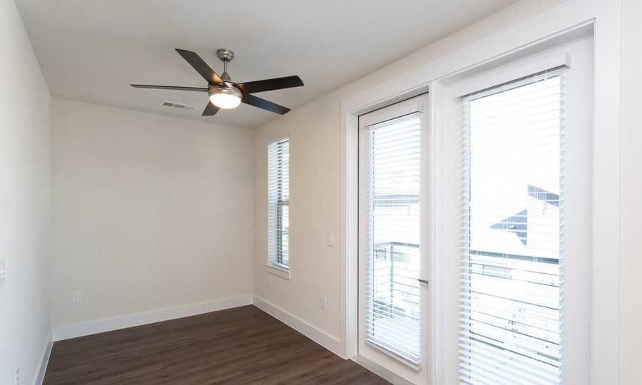 607 W St Johns Ave #673