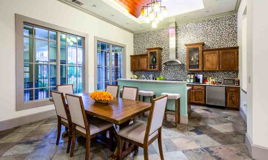 1815 Camas Dr #577 - Photo 6 of 11