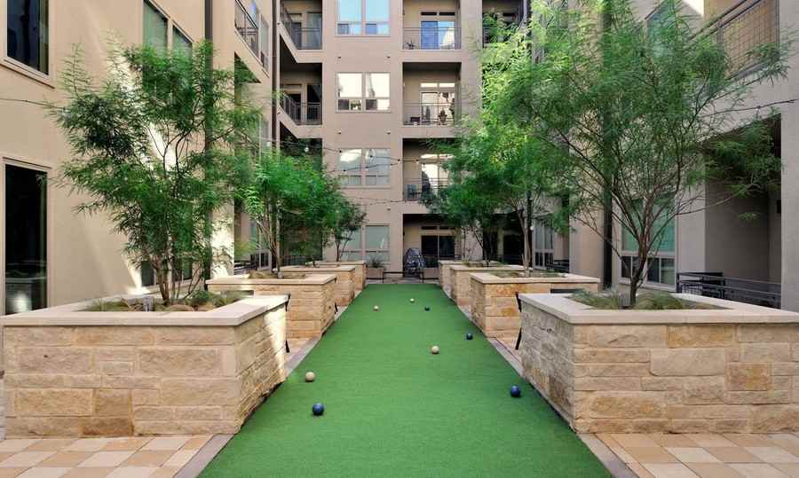 428 W Riverside Dr #1683 - Photo 5 of 39