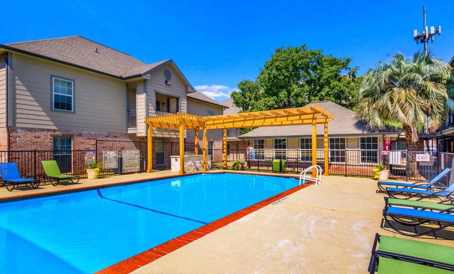 1106 Westmoor Dr #356