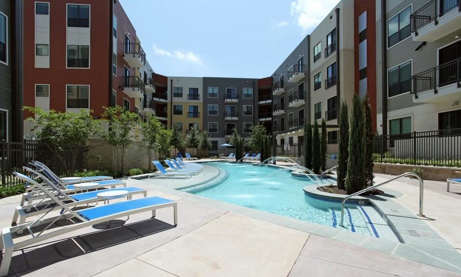 4652 Mueller Blvd #1752