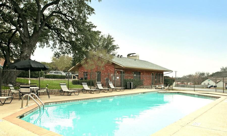 7007 #1282 - Photo 2 of 39