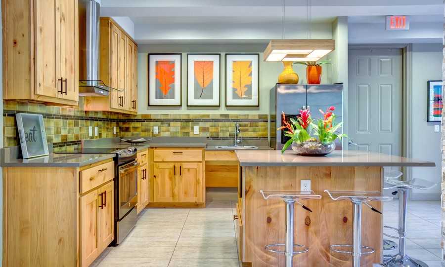 111 W 51st St #1324 - Photo 7 of 21