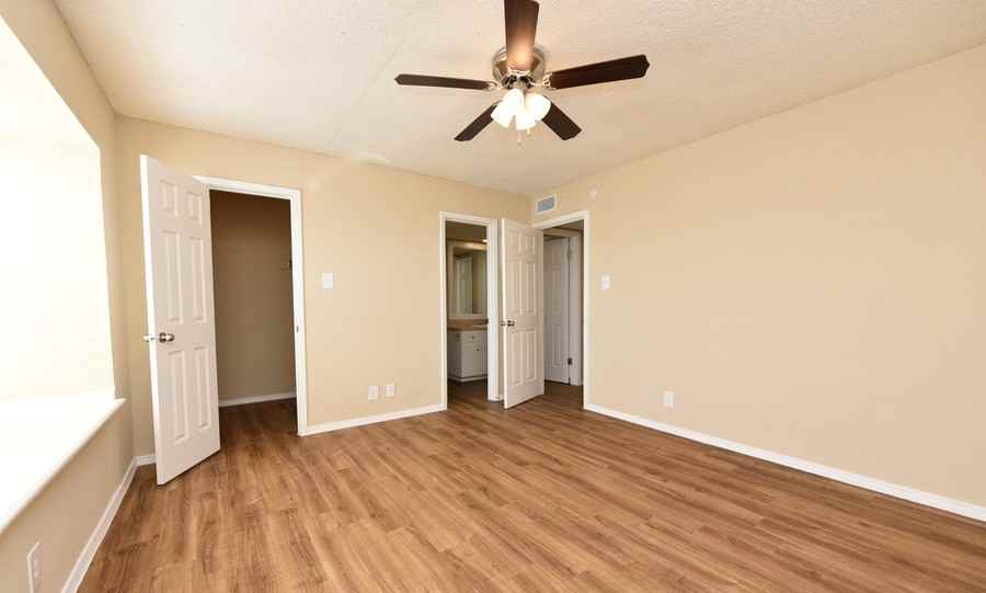 406 W Anderson Ln #1545 - Photo 7 of 33