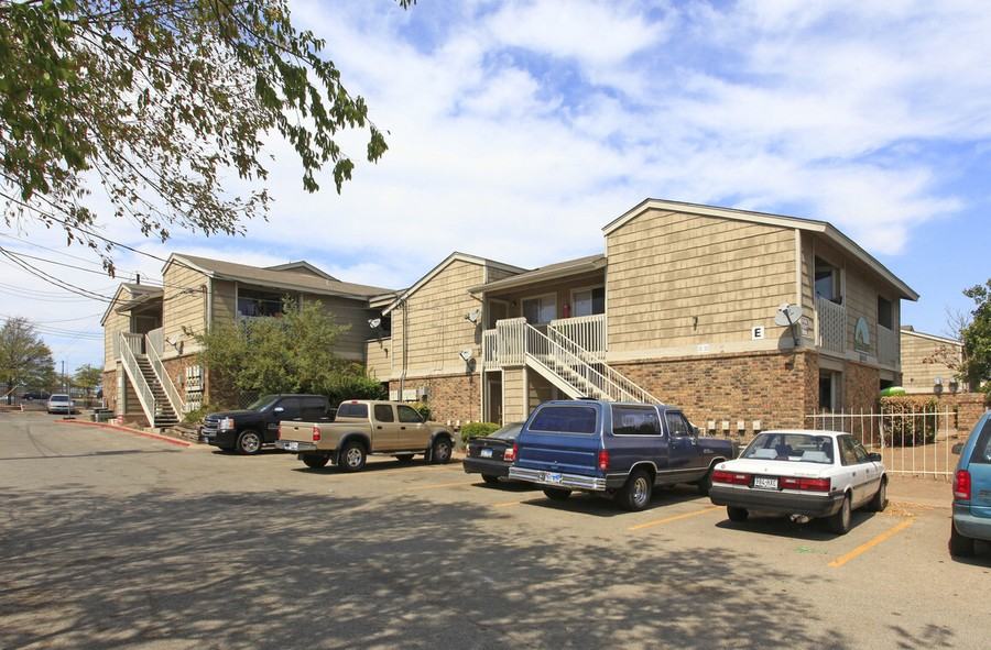 8936 Galewood Dr #1569 - Photo 5 of 34