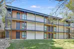 featured image of 621 Upson St #1899