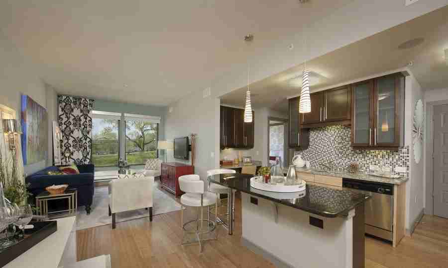 121 Sandra Muraida Way #936