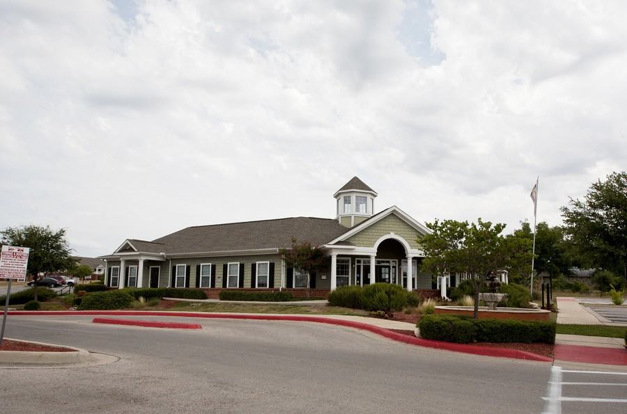 Eagles Landing Apt/Decker #1943 - Photo 5 of 8