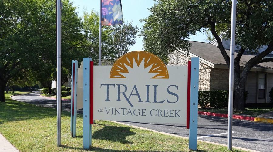 21 Northeast Dr #1067 - Photo 3 of 13