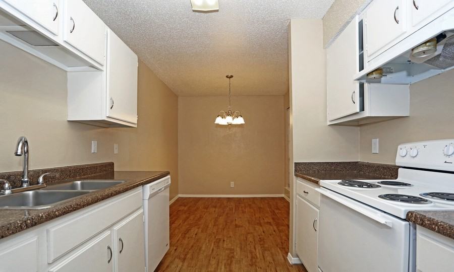 21 Northeast Dr #1067 - Photo 5 of 13