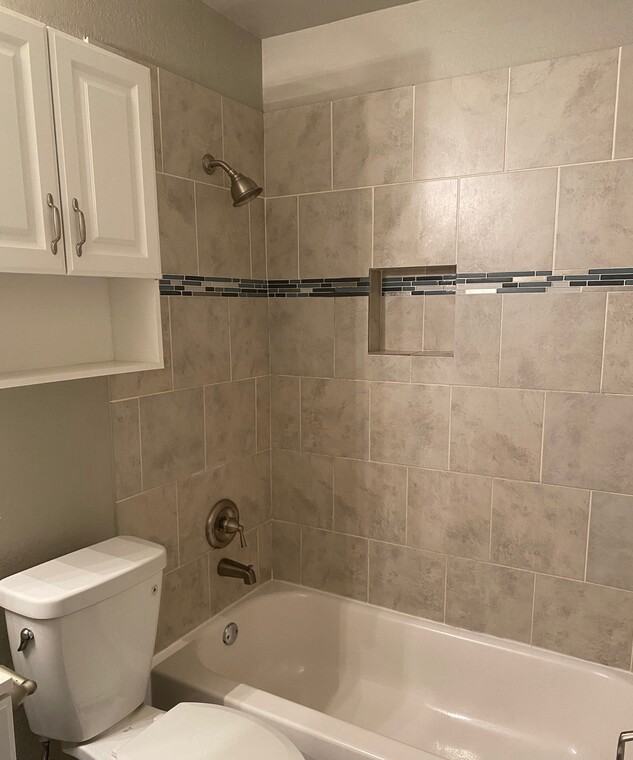 4322 Bull Creek Rd #1427 - Photo 6 of 17