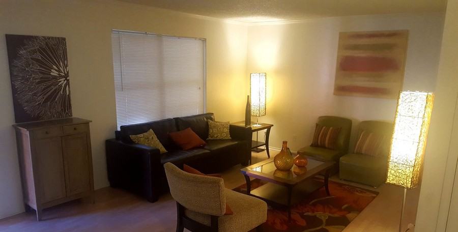 2215 Lawnmont Ave #1340