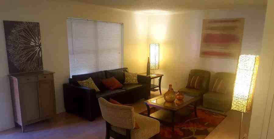 2215 Lawnmont Ave #1391