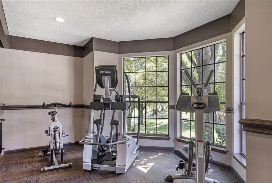 1837 Wells Branch Pkwy #1237 - Photo 5 of 16