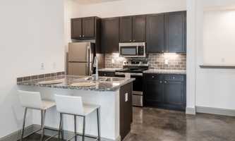 featured image of 8 Webb Ln #1662