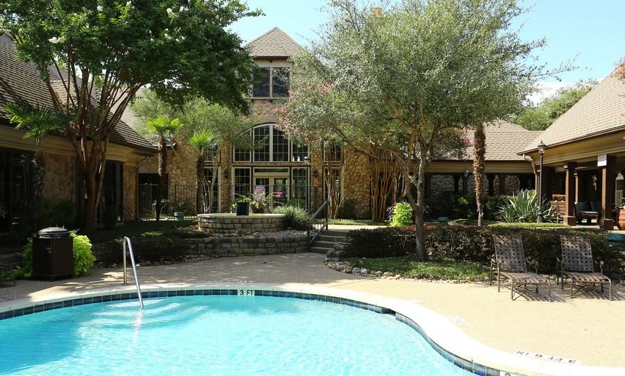 6707 Brodie Ln #389 - Photo 7 of 36