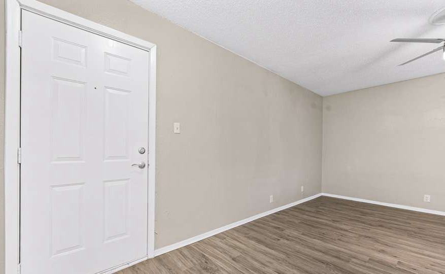 5612 N Lamar Blvd #1122 - Photo 2 of 50